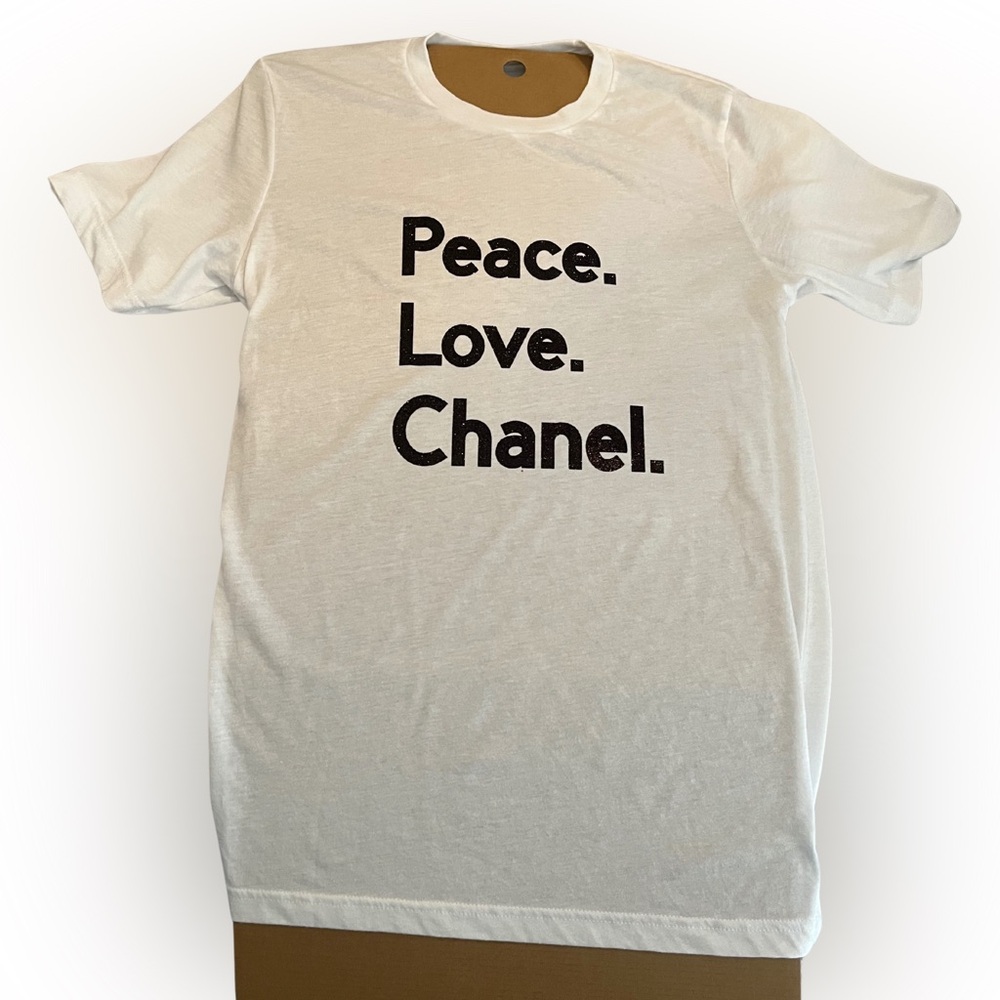 Handmade Peace Love and Luxury tee - Picture 3 of 5